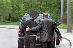 В Хабаровском крае осудят мужчину за попытку дать взятку полицейскому