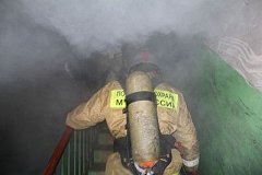 Пожарные тушили роддом в центре Хабаровска