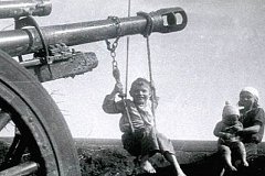 Нагрудный знак «Дети военного времени» вручают хабаровчанам