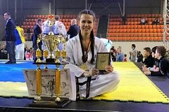 Хабаровчанка стала абсолютной чемпионкой Европы по киокусинкай