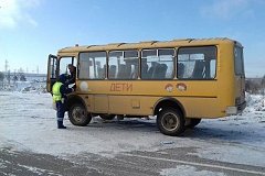 Сотрудники ГИБДД Комсомольска контролируют перевозки пассажиров общественным транспортом