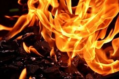В Хабаровске возбуждено уголовное дело по факту гибели во время пожара трех человек