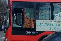 Три ДТП за день произошли в Хабаровске с участием автобусов известного перевозчика (фото)