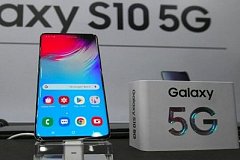 Samsung показал первый в мире смартфон с 5G
