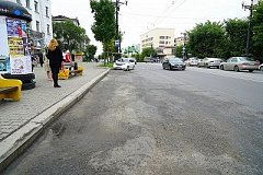 Во всех районах Хабаровска появились разрушения дорожного покрытия из-за прошедших ливней