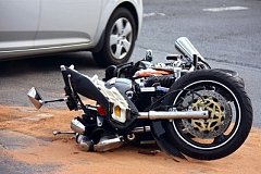 Мотоциклист получил серьезные травмы в результате ДТП в Хабаровском крае