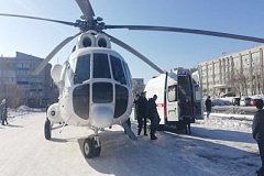 Троих тяжелых больных из отдаленных районов Хабкрая санавиацией доставили в Хабаровск