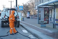 800 остановок общественного транспорта в Хабаровске обеззаразят бойцы МЧС