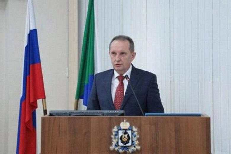 Валентин Костюшин назначен на должность министра финансов Хабаровского края фото 2