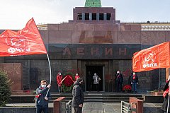 Зюганов раскритиковал попытку переоборудовать мавзолей Ленина