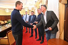 В Хабаровске обсудили финансовую политику ХК "Амур" и задачи по выходу в плей-офф