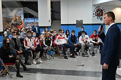 Михаил Дегтрярев провел встречу с представителями спортивной общественности