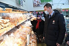 Дегтярев провел мониторинг розничных цен на продукты в Комсомольске