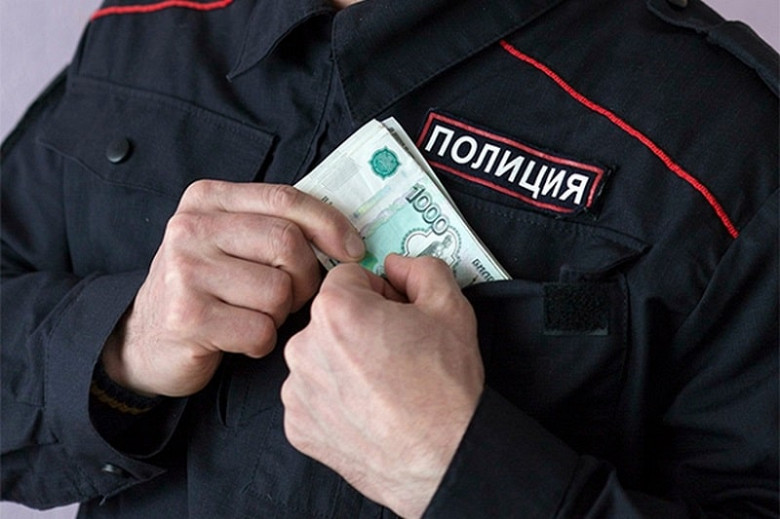 Ритуальное агентство платило полицейскому за информацию об умерших в Комсомольске-на-Амуре фото 2
