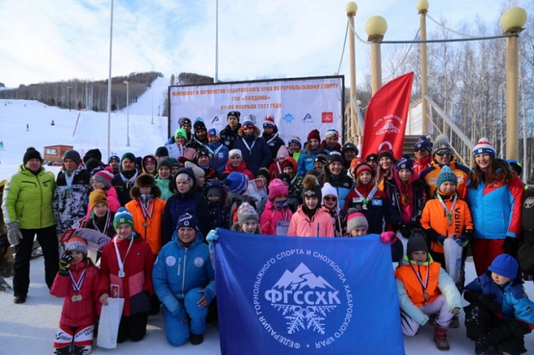 Чемпионат и первенство по горнолыжному спорту завершились в Хабаровском крае фото 2