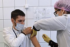Большинство россиян могут быть вакцинированы против Covid-19 к лету