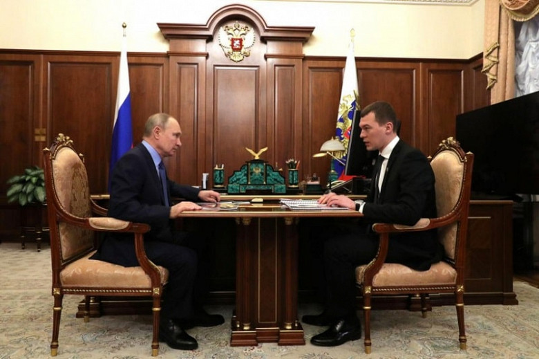 Владимир Путин провел рабочую встречу с врио губернатора Хабаровского края фото 2