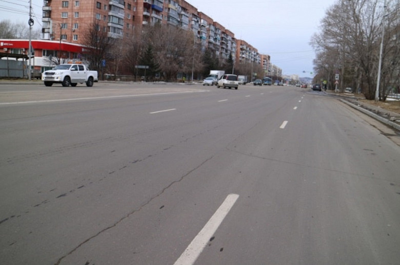 Качество ремонта дорог в Комсомольске-на-Амуре проверил министр фото 2