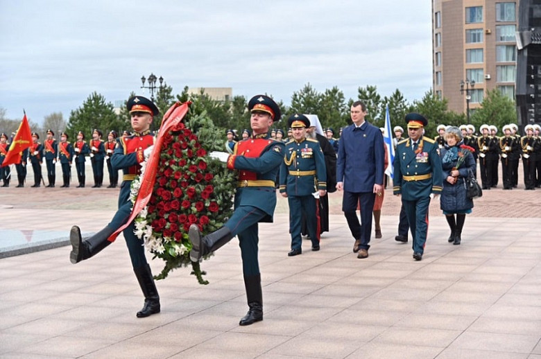 Михаил Дегтярев принял участие в памятных мероприятиях, приуроченных ко Дню Победы фото 2