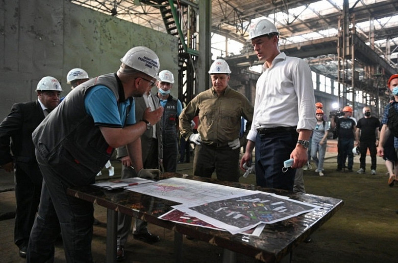 Дегтярев: Мы ведем работу над дополнительной загрузкой Хабаровского судостроительного завода фото 2