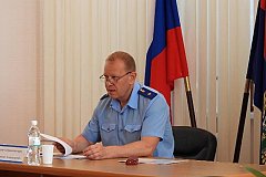 Жители Николаевска пожаловались прокурору на бездействия УК и нарушения жилищных прав