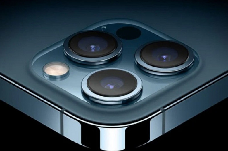 Apple надеется обойти Samsung в поставках компонентов для телеобъектива фото 2