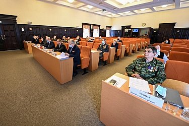 Дегтярёв ввёл дополнительную выплату для ветеранов боевых действий
