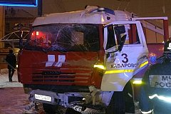 Несколько человек пострадало в результате столкновения пожарной машины и троллейбуса в Хабаровске