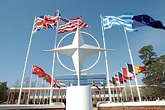 Годовщина создания НАТО: агрессия и постоянный поиск врагов