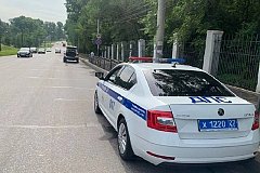 Полицейская машина попала в аварию в Хабаровске