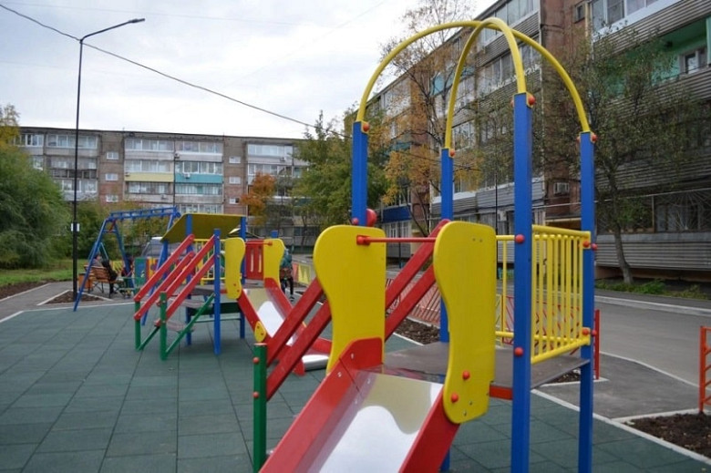 Еще три объекта в Комсомольске-на-Амуре отремонтировали по программе «1 000 дворов» фото 2