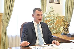 Михаил Дегтярев обсудил развитие Нанайского района с его главой Николаем Сафроновым