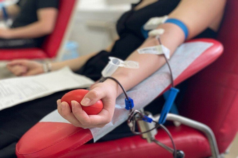 12 тонн донорской крови сдали хабаровчане в этом году фото 2