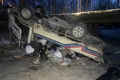 При падении машины с моста в Хабаровском крае погиб мужчина (ФОТО)
