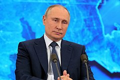 Владимир Путин объявил о повышении зарплат медицинским работникам в России
