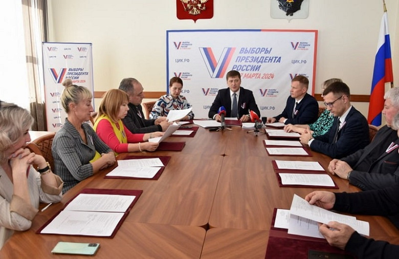Выборы президента в Хабаровском крае были организованы на высоком уровне - эксперт фото 2