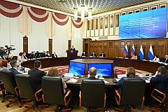 Экономические итоги за 2023 год подвел губернатор Хабаровского края Михаил Дегтярев
