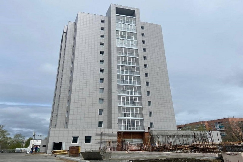 В Комсомольске-на-Амуре достроен и введен в эксплуатацию многоквартирный жилой дом фото 2