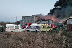 Пожар в хабаровской гостинице: огнеборцы спасли 5 человек, 3 в больнице