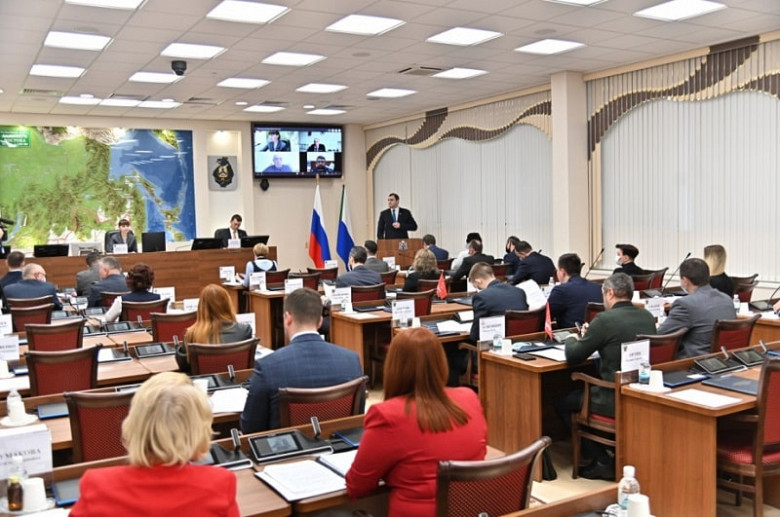 Утверждён бюджет Хабаровского края на 2021 год и плановый период 2022–2023 годов фото 2