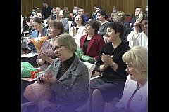 Михаил Дегтярёв поздравил жительниц Хабаровского края с наступающим Международным женским днём