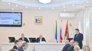 Денис Митрофанов: сегодня все больше жителей Хабаровска используют электронные сервисы для обращений